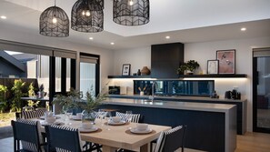 Dining - Aurora House- sleek modern design in Daylesford (Daylesford)