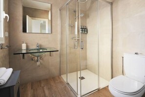 Hårtørrer, håndklæder, Sæbe, Shampoo