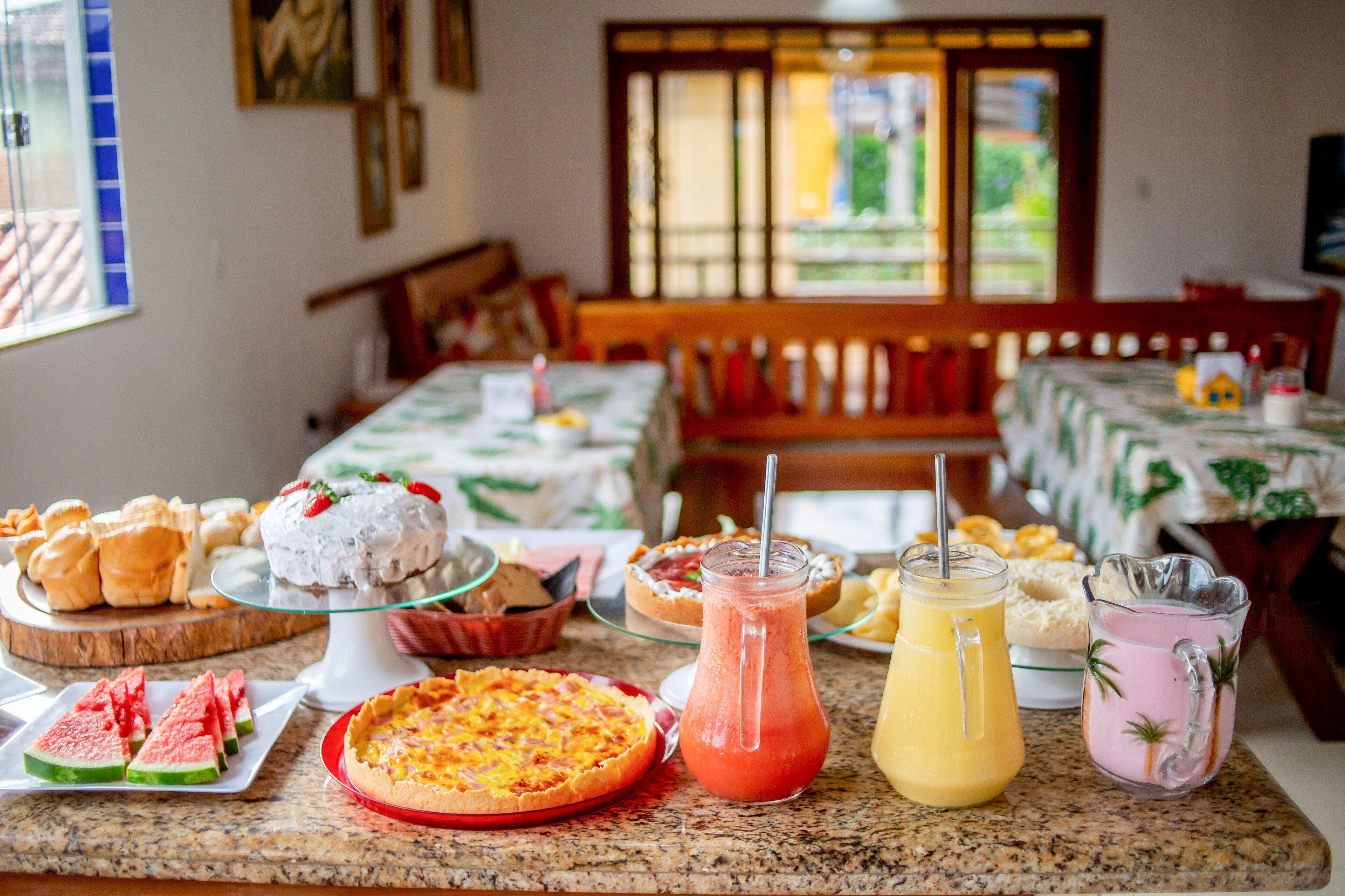 Esmorzar diari d'estil bufet gratuït 