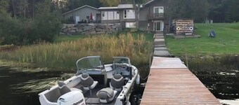 Spacious Waterfront in the French River


