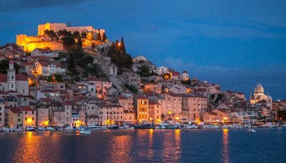 NEW! Holiday home Maša with heated pool- near NP Krka