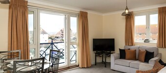 Aqua Marina - breathe in the sea air, and relax