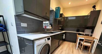 Charming Duplex 10min to London Bridge, Quiet