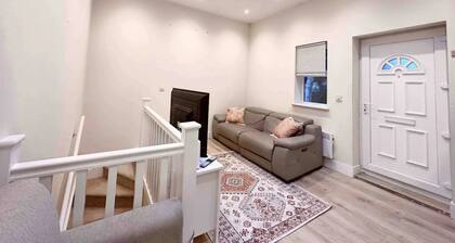 Charming Duplex 10min to London Bridge, Quiet