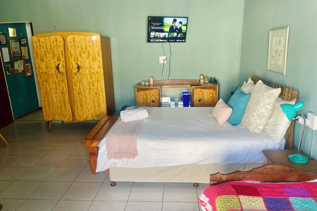 Habitación doble clásica | Escritorio y wifi gratis