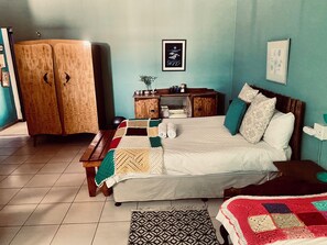 Habitación doble clásica | Escritorio y wifi gratis 