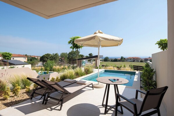 PREMIUM SUITE WITH PRIVATE POOL | Vue depuis le balcon