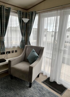 Cabin | Living area | Fireplace - Static Caravan Hoburne Devon Bay (Paignton)