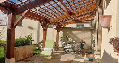 Maison de Village de 70 m2 Ă 800 MĂštres du Centre de Villefranche/saone