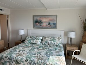 2 soverom, strykejern/-brett og wi-fi (inkludert)