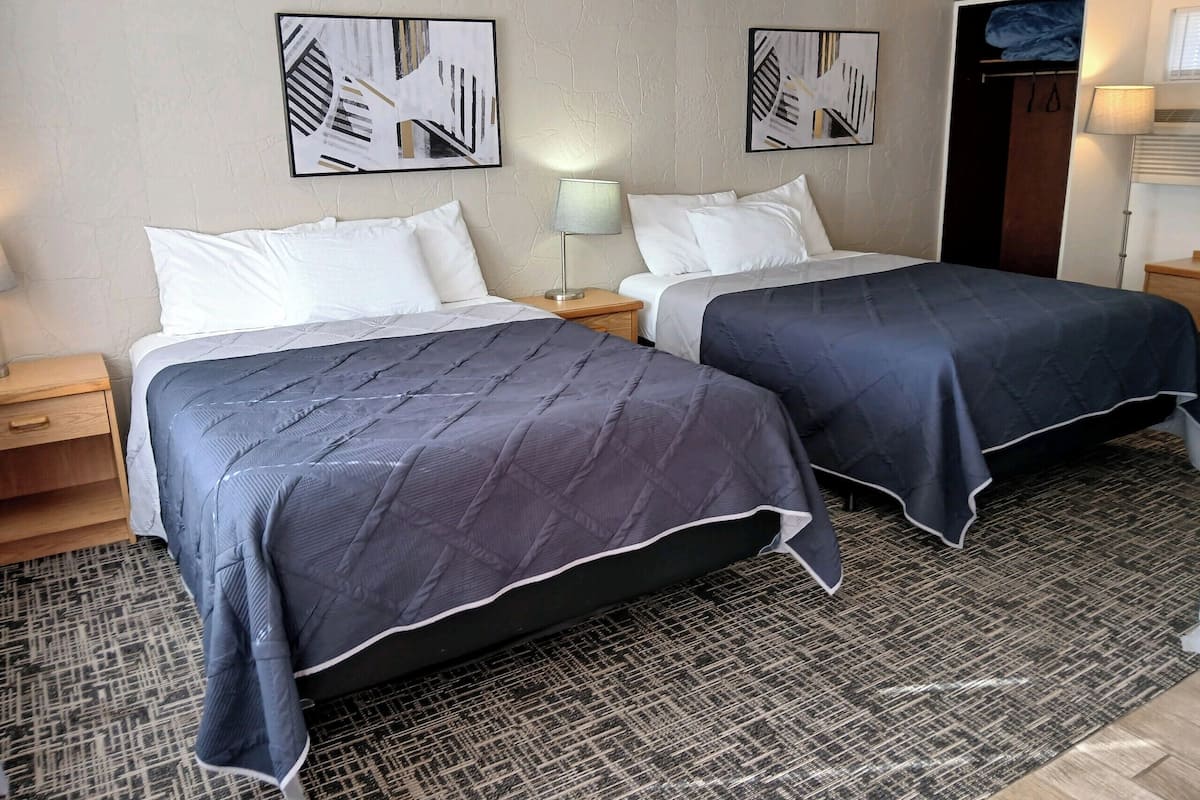 1 bedroom, premium bedding, pillow-top beds, blackout curtains