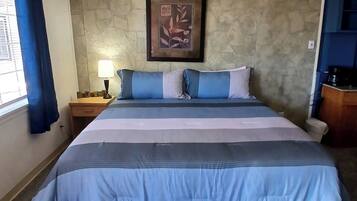 1 bedroom, premium bedding, pillow-top beds, blackout curtains