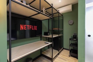 Deluxe Double Room | Desk, soundproofing, free WiFi - Kalpazo Tirana Blloku (Tirana)