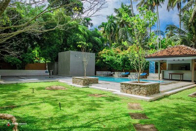 Bolagala Nature Resort