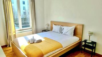 1 bedroom, desk, iron/ironing board, free WiFi