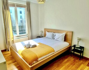 Desk, iron/ironing board, free WiFi