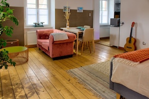 Habitación doble superior | Servicio de comidas en la habitación