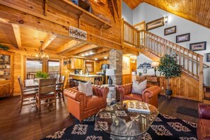 Interior - Christmas Specials!-Smoky Mtns, Dollywood!Pigeon Forge, Goat Coaster (Sevierville)