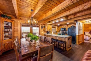 Dining - Christmas Specials!-Smoky Mtns, Dollywood!Pigeon Forge, Goat Coaster (Sevierville)