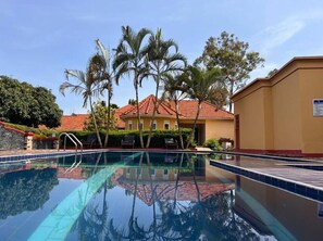 Exterior - Lucian Cottages (Kampala)