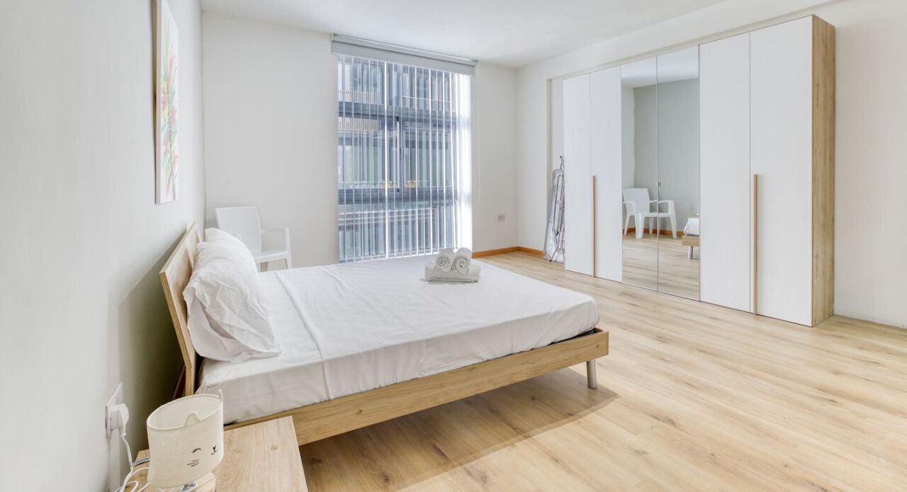 1 bedroom, desk, iron/ironing board, travel cot