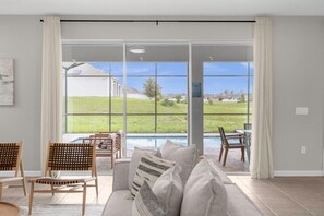 TV - 9 Bedroom/ 6.5 Bathroom/ Solara (9131TW) (Kissimmee)