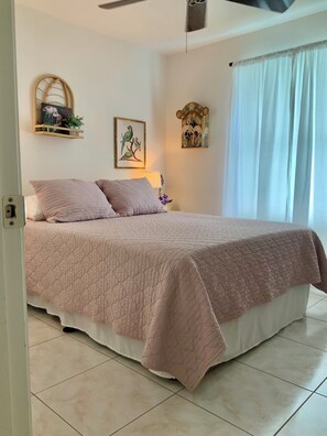 3 dormitorios, tabla de planchar con plancha, wifi gratis y ropa de cama