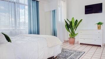 1 Schlafzimmer, BĂŒgeleisen/BĂŒgelbrett, WLAN, BettwĂ€sche