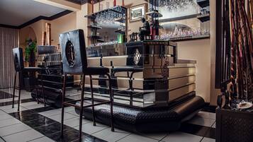 Bar (in der Unterkunft)