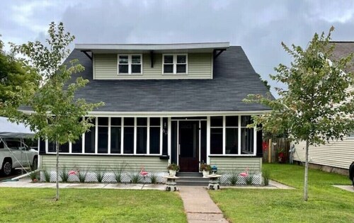 Executive Craftsman with Huge Fenced Yard