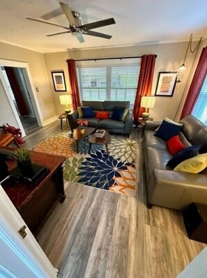 Smart TV, DVD player, stereo, offices