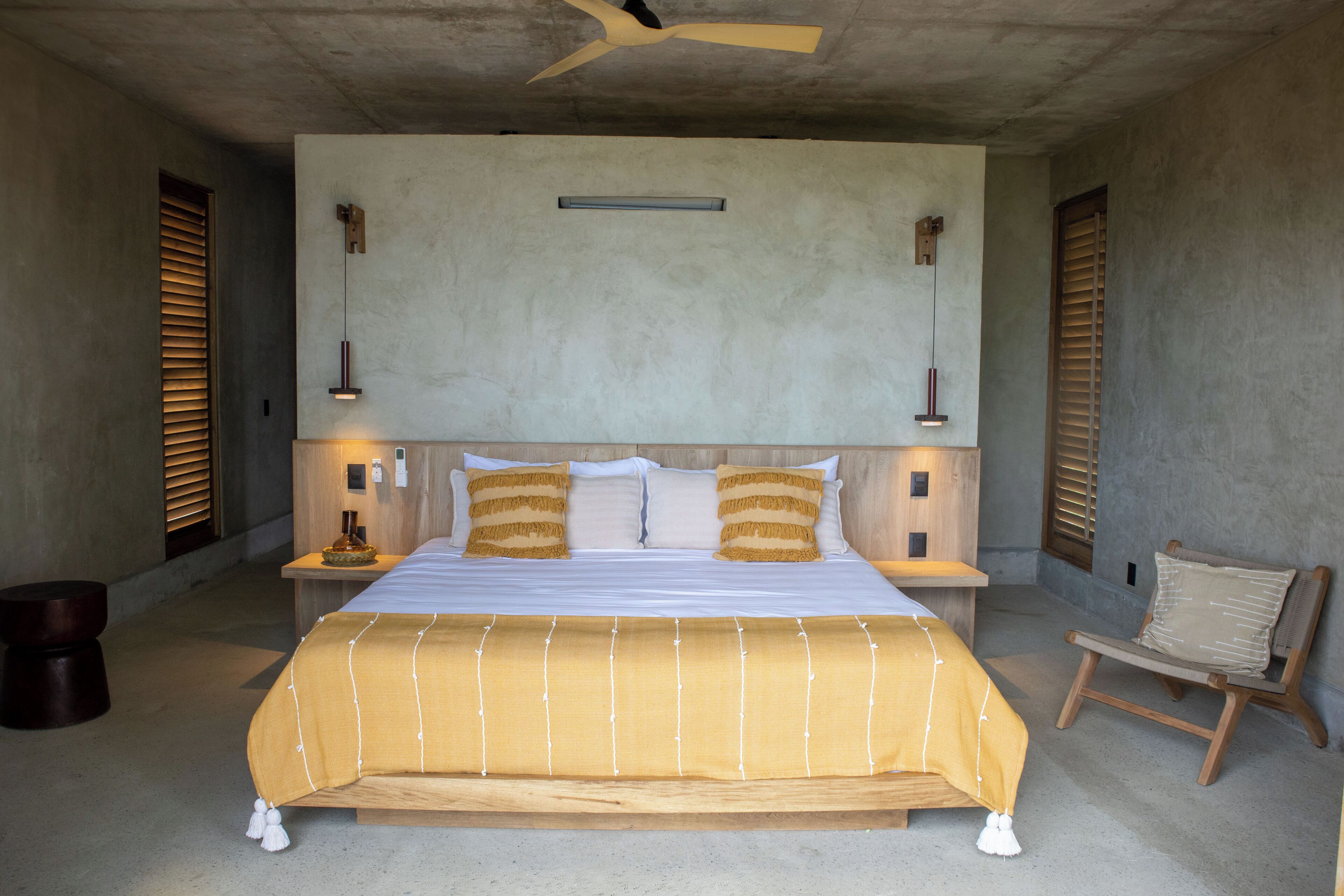 4 bedrooms, desk, free WiFi, bed sheets