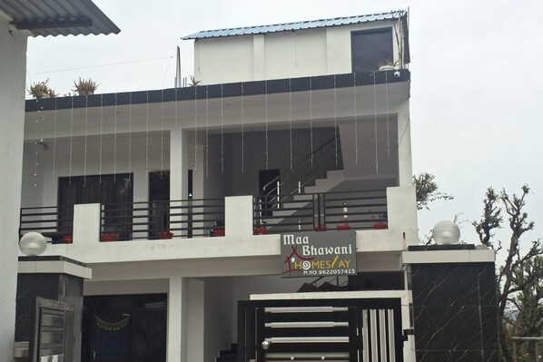Front of property - Maa Bhawani Homestay (Reasi)
