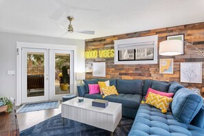 Smart TV, books - Beach cottage w/private pool & hot tub (Panama City Beach)