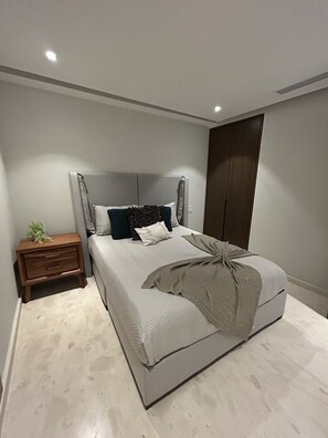 4 chambres, fer et planche Ă repasser, Wi-Fi, draps fournis