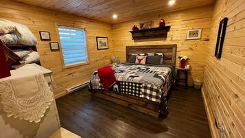 5 bedrooms, iron/ironing board, WiFi, bed sheets