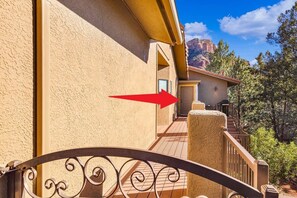 Property grounds - Mammoth Rock Retreat Villa-Sleeps 4 (Sedona)