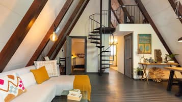 TV connectée, livres, chaßne hi-fi