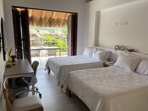 4 soverom, safe på rommet, skrivebord og strykejern/-brett