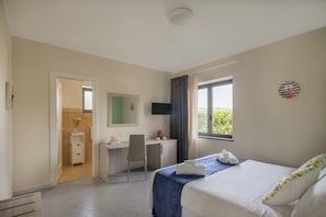 Desk, laptop workspace, free WiFi - Scario Club (San Giovanni a Piro)