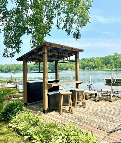 Lake House & Ski Chalet. Quiet, all-sport lake with fun & relaxation year round!