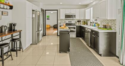 Mountain Mindset by AvantStay | Pool, Hot Tub, Game Room, Firepit