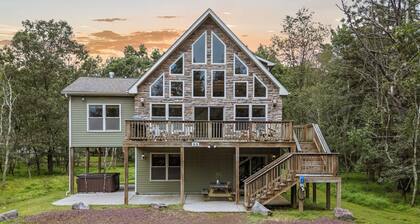 Sleeps 18 • Lake Access, Game Room, Close to Skiing | Otter Banks by AvantStay