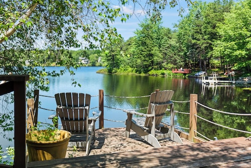 Simply Shores by AvantStay | Private Beach + Dock | Lake Overlook