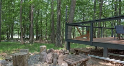 The Biddle House by AvantStay | Breathtaking Views, Walk to Lake