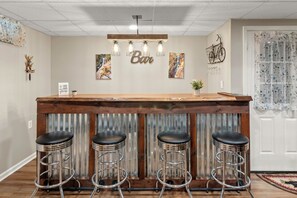 Interior - Ridge Retreat by AvantStay | Game Room, Covered Porch, & Fire Pit! (Blakeslee)