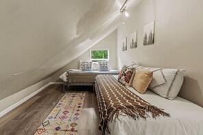 3 Schlafzimmer, Schreibtisch, Bügeleisen/Bügelbrett, kostenloses WLAN