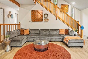 TV connectée, baby-foot, espaces bureaux