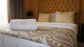 Desk, laptop workspace, free WiFi - Hotel Imperio Bissau (Bissau)
