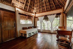 Elite Cabin, 1 Bedroom, Fireplace, Pool View | Living area